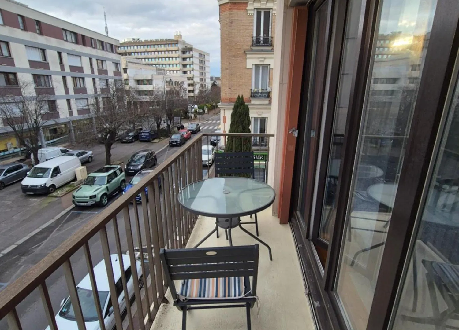 Appart A Maisons Alfort En Plein Centre Ville A 5 Min De La Gare Rer Maisons-Alfort